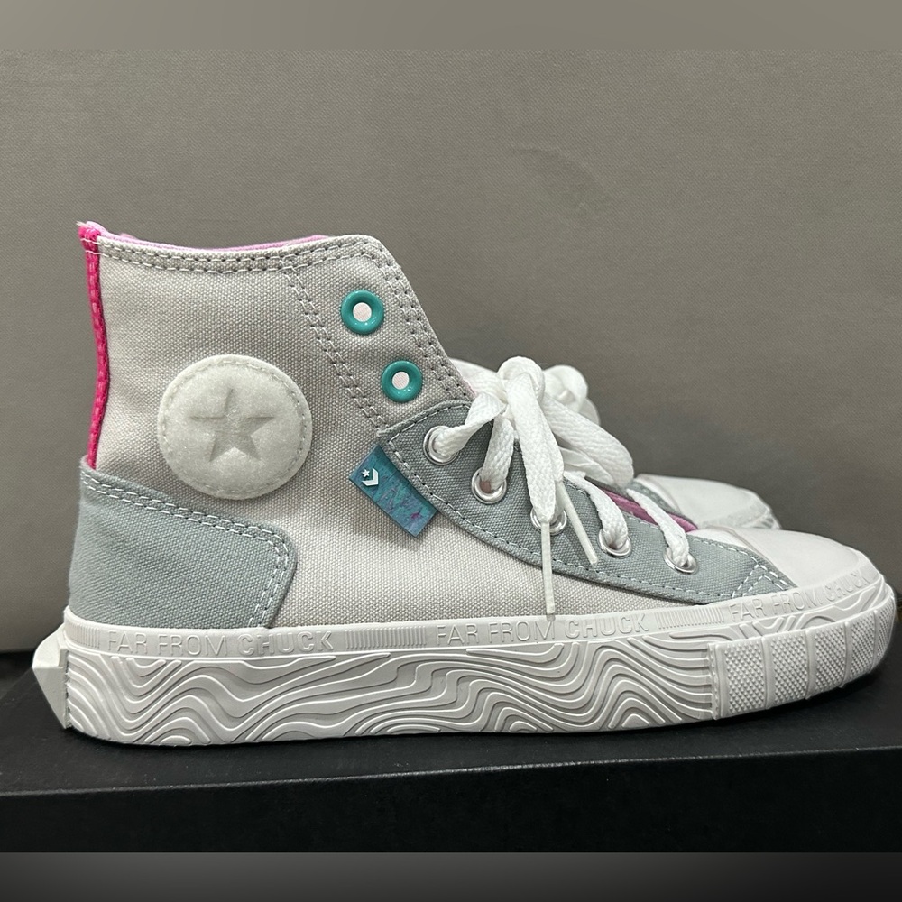 Converse Chuck Taylor Alt Star High **Missing Converse Patch** — SIZE 6 WOMENS